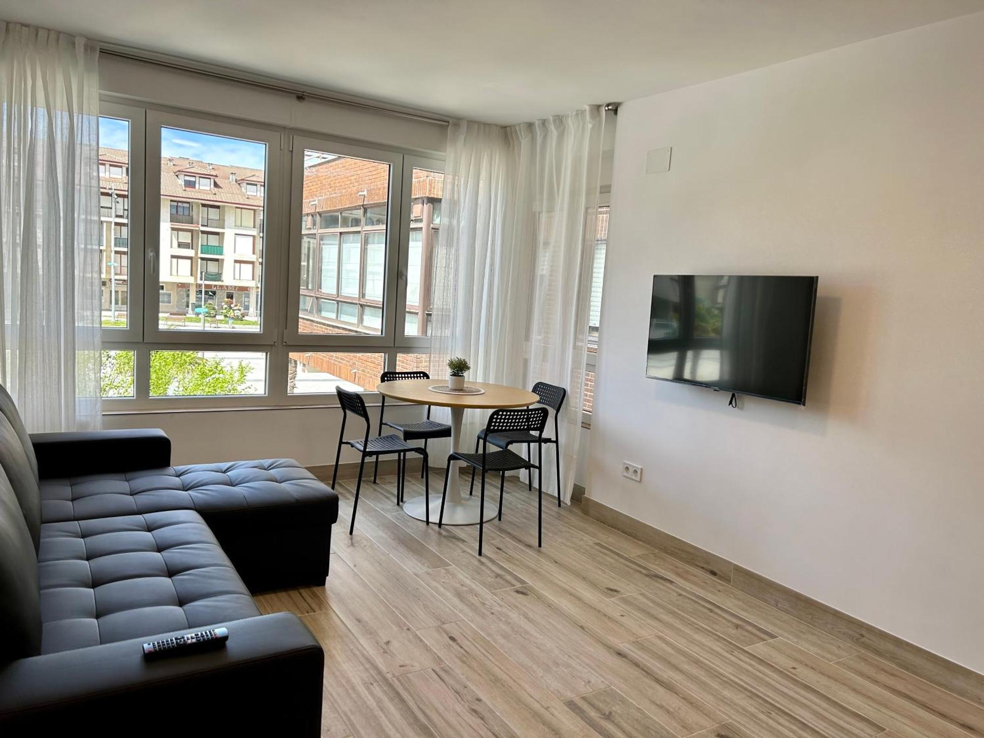 Apartamento Plaza De La Villa Playa Trengandin Noja Exterior photo